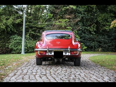 Jaguar+E Type