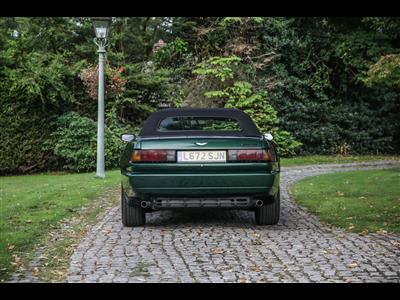 Aston Martin+Virage Volante