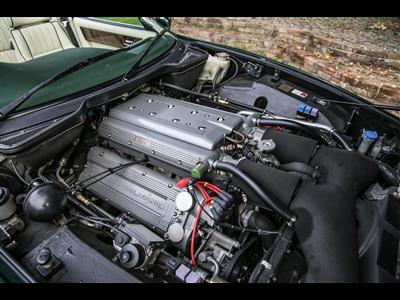 Aston Martin+Virage Volante