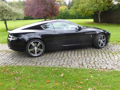 Aston Martin+DB9