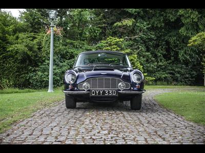 Aston Martin+DB6