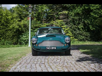 Aston Martin+DB4