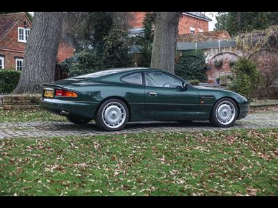 Aston Martin+DB7