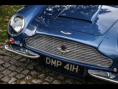 Aston Martin+DB6