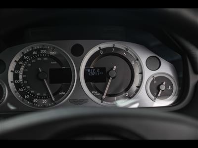 Aston Martin+V8 Vantage S