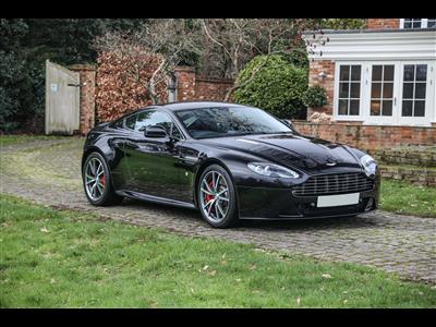 Aston Martin+V8 Vantage S