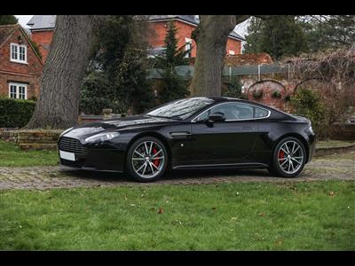 Aston Martin+V8 Vantage S