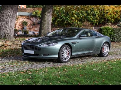 Aston Martin+DB9