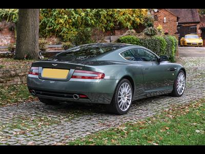 Aston Martin+DB9