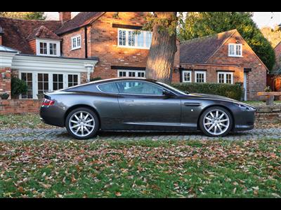 Aston Martin+DB9