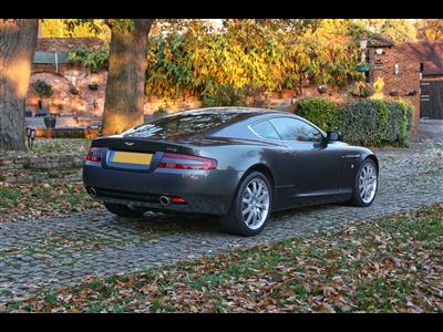 Aston Martin+DB9