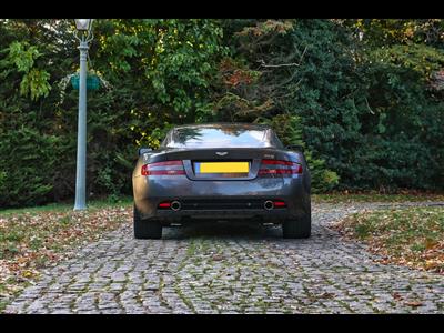 Aston Martin+DB9