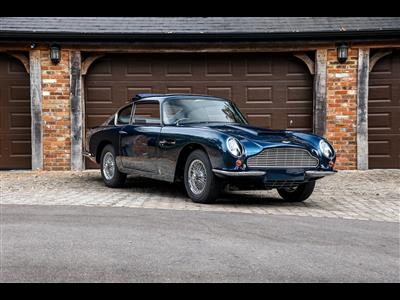 Aston Martin+DB6