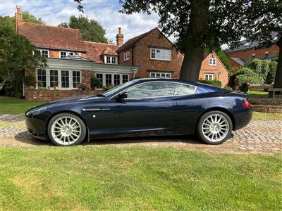 Aston Martin+DB9