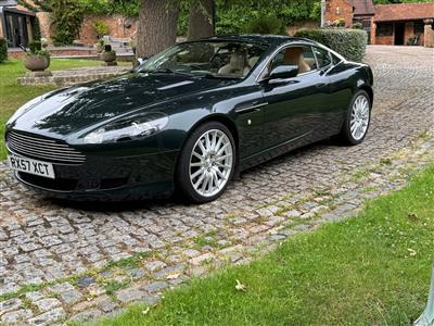 Aston Martin+DB9
