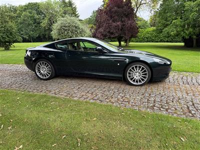 Aston Martin+DB9