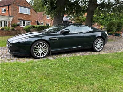 Aston Martin+DB9