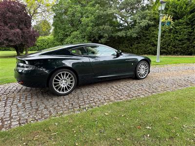 Aston Martin+DB9