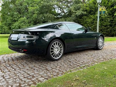 Aston Martin+DB9