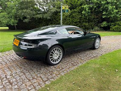 Aston Martin+DB9