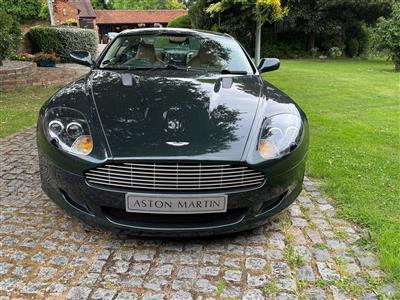Aston Martin+DB9