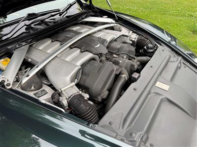 Aston Martin+DB9