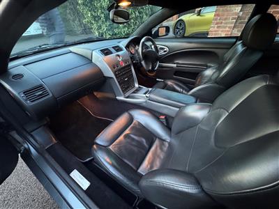 Aston Martin+Vanquish