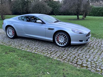 Aston Martin+DB9
