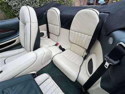 Aston Martin+DB7