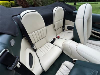 Aston Martin+DB7