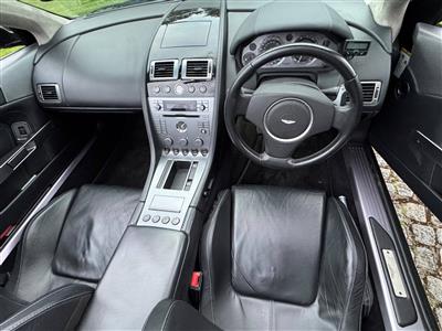 Aston Martin+DB9