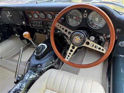 Jaguar+E Type