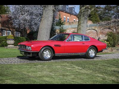 Aston Martin+DBS V8