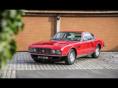 Aston Martin+DBS V8