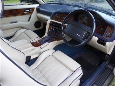 Aston Martin+V8 Coupe