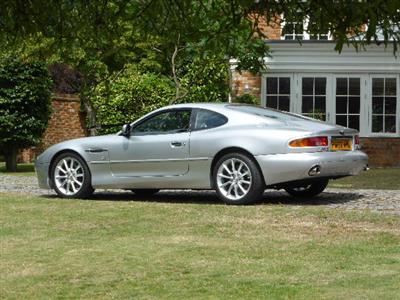 Aston Martin+DB7