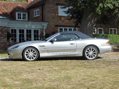 Aston Martin+DB7