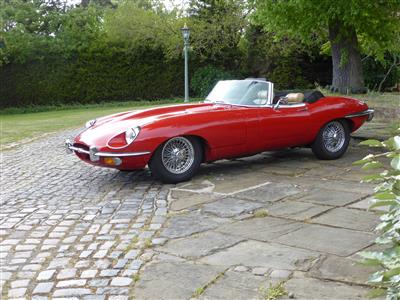 Jaguar+E Type