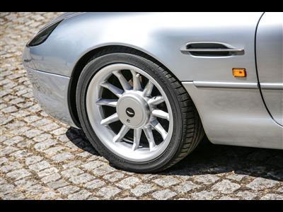 Aston Martin+DB7