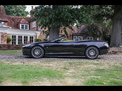 Aston Martin+DB9