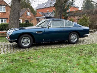 Aston Martin+DB6
