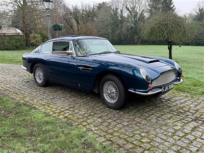 Aston Martin+DB6
