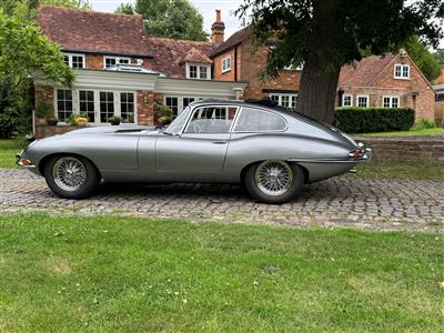 Jaguar+E Type