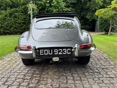 Jaguar+E Type