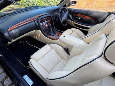 Aston Martin+DB7