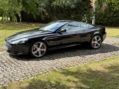 Aston Martin+DB9