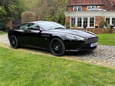 Aston Martin+DB9