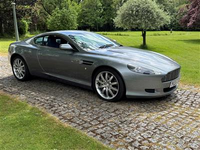 Aston Martin+DB9