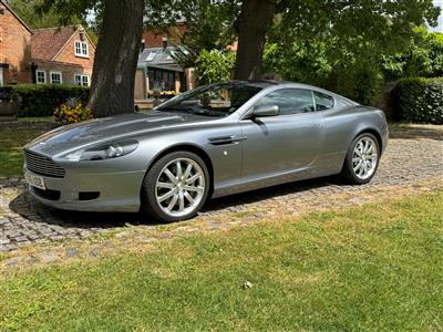 Aston Martin+DB9