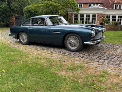 Aston Martin+DB4
